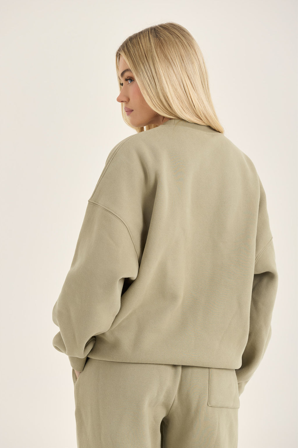 LOOM Oversized Sweatshirt