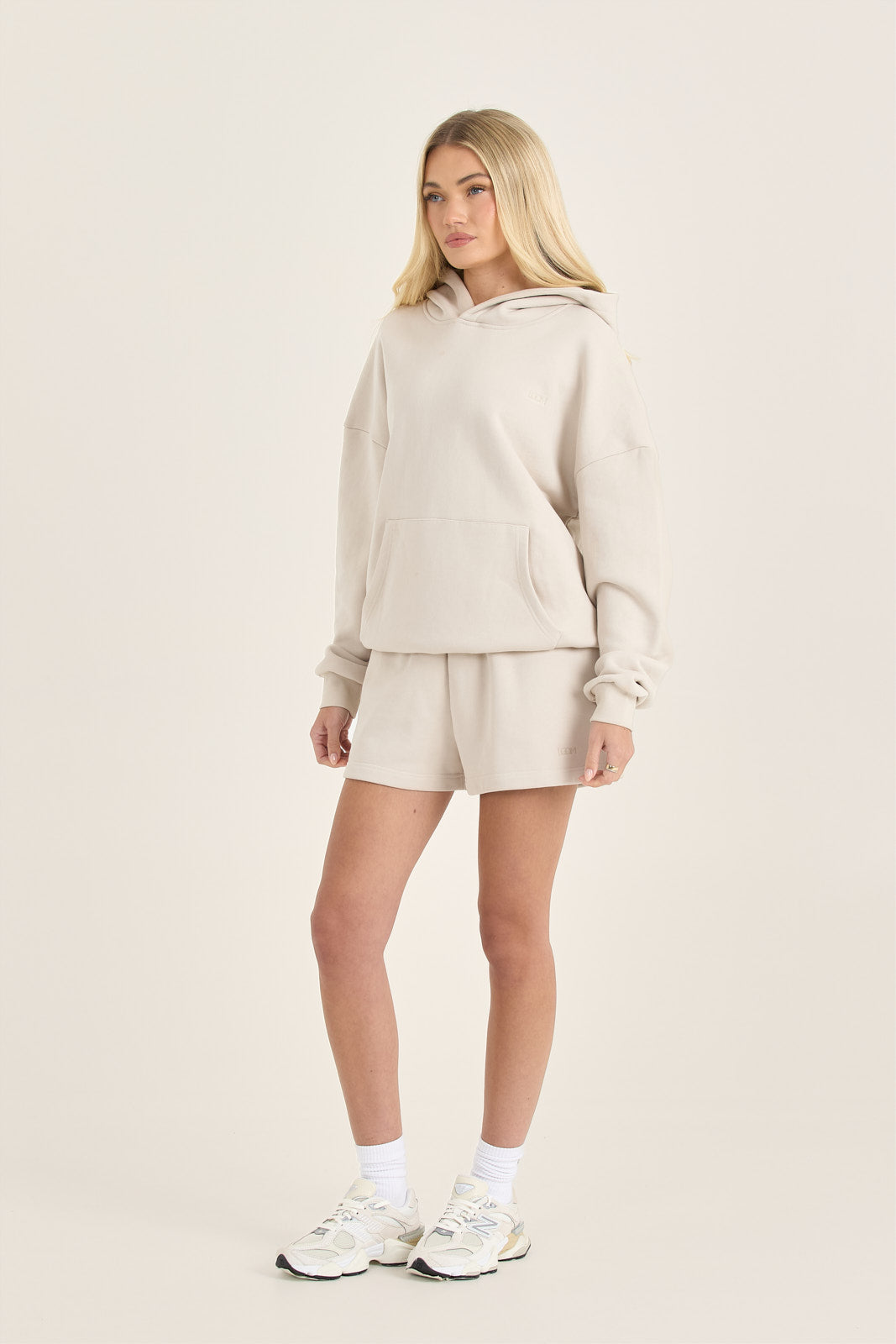 LOOM Everyday Archive Sweat Shorts – Loom Archives